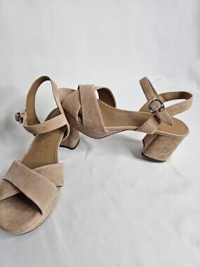 New Aerosoles Cosmos Dune Faux Suede Platform Block 8.5 Sandals